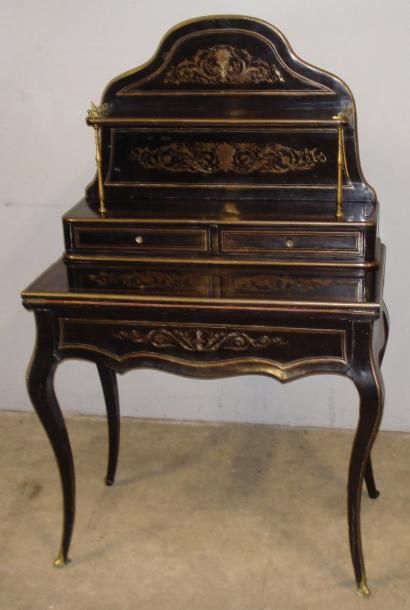 Bureau bonheur du jour en ébène, bois noirci,...