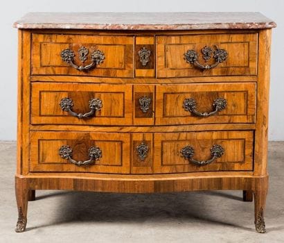 Commode en placage de palissandre à filets...