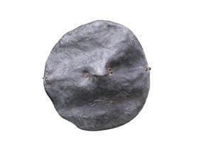 BOUCLIER rond en peau d'éléphant ou de buffle...