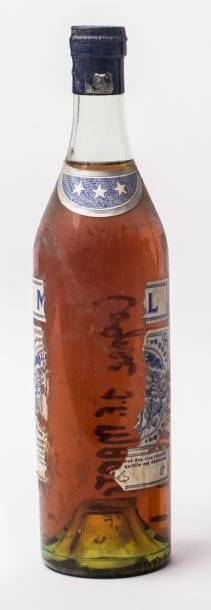 1 Cognac JF Martell supposé + de 30 ans-capsule...