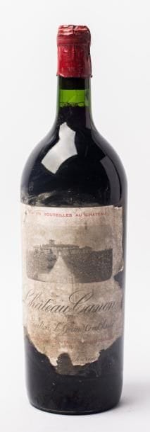 1 Magnum ch Canon 1981 Ds le goulot salissure...