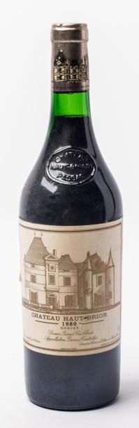 1 Ch Haut Brion 1980 (1 accroc)