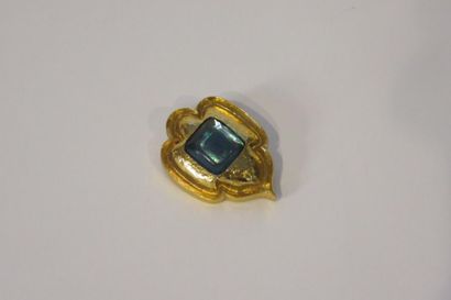 KENZO, Made in France
Broche Baroque en métal...