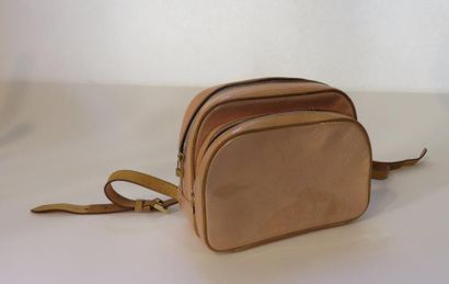 LOUIS VUITTON
Sac à dos 