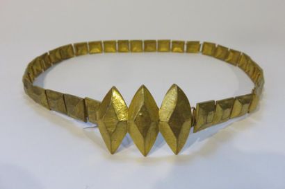 LINE VAUTRIN
Ceinture en bronze doré et patiné...