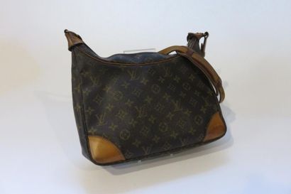 LOUIS VUITTON
Sac en toile monogrammé et...