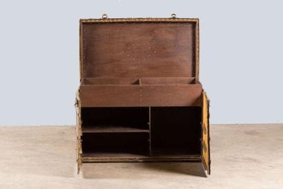 LOUIS VUITTON
Malle en toile monogramme,...