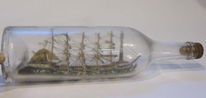 Bateau en bouteille: Cinq-mâts 