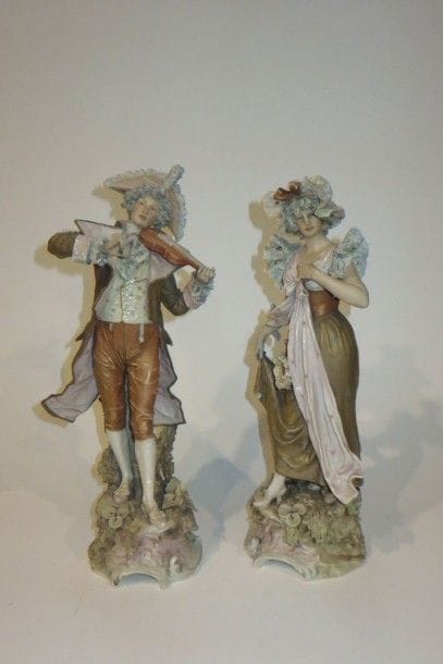 ROYAL DUX
Deux sujets en porcelaine polychrome...