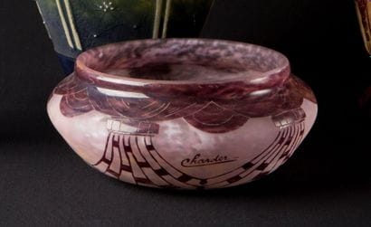 CHARDER
Coupe en verre multicouche à décor...