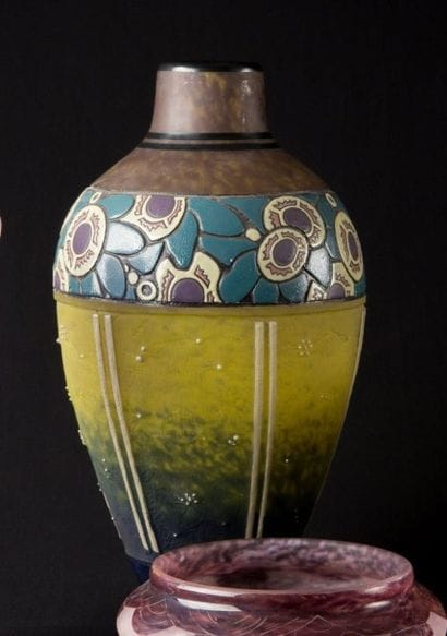 DELATTE à Nancy
Vase piriforme en verre multicouche...