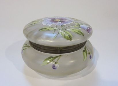 Bonbonnière en verre à décor émaillé de tiges...