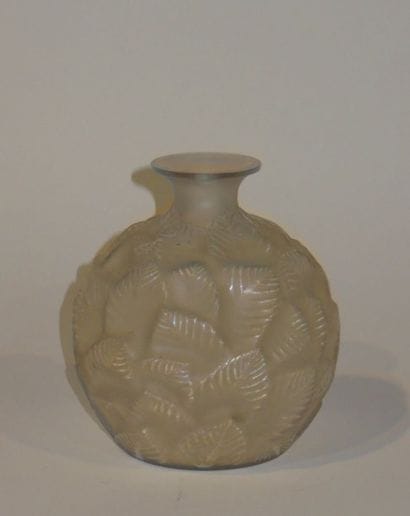 R. LALIQUE FRANCE
Vase 