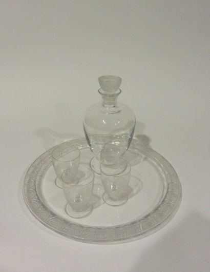 R. LALIQUE
Suite de trois verres et une carafe...