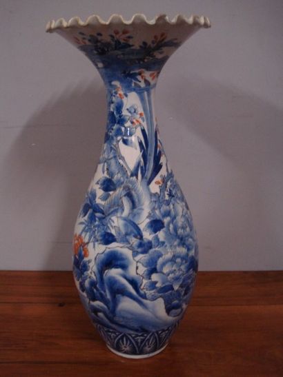 JAPON
Grand vase piriforme à large col à...