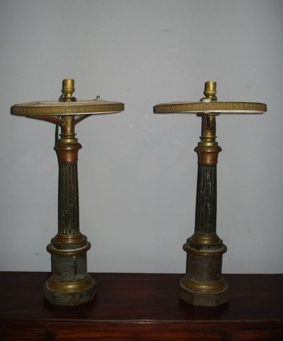 Paire de lampes Carcel en métal laqué et...