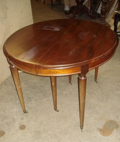 Table à bandeau en acajou, plateau ouvrant...