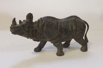Pierre CHENET, XXe-XXIe siècle
Rhinocéros...