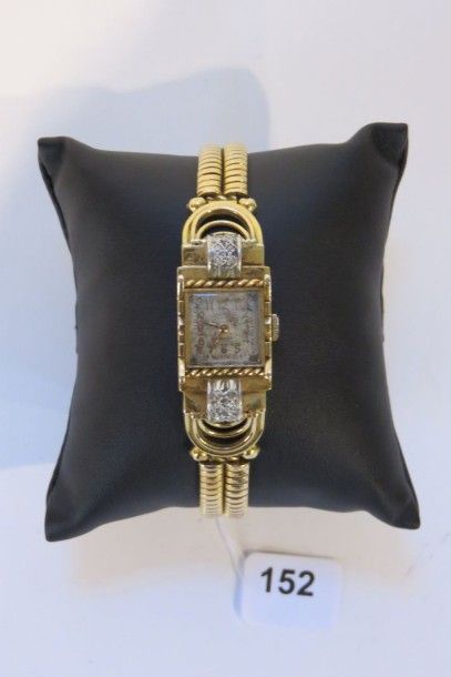Montre bracelet de dame en or de marque Hérodia,...
