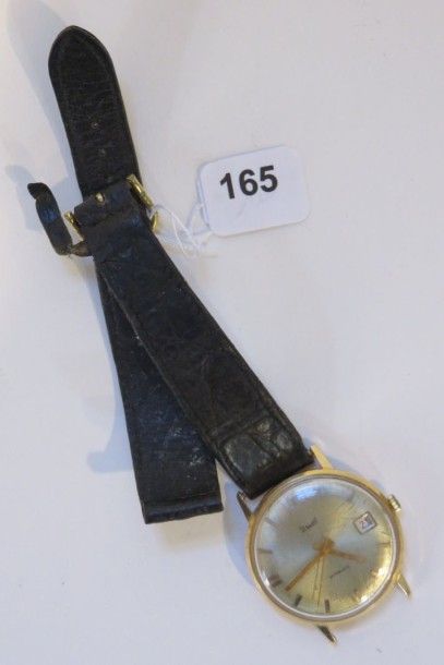 Montre bracelet d'homme en or jaune de marque...