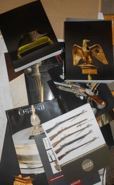 Ensemble d'une trentaine de catalogues ventes...
