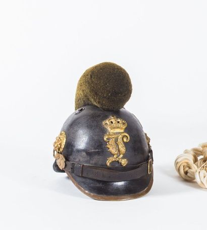 Casque à chenille bavarois modèle 1868. Bombe...