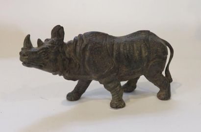 Pierre CHENET, XXe-XXIe siècle
Rhinocéros...