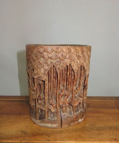 CHINE
Porte-pinceaux bitong en bambou sculpté...