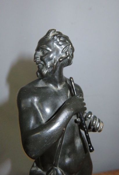 École du XIXe siècle
Faune à la flûte Bronze...