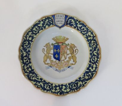 PORQUIER BEAU
Assiette à bord polylobé en...