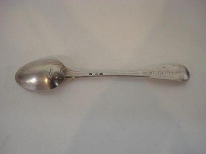 Cuiller à ragoût en argent. Modèle uniplat...