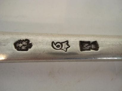 Cuiller à ragoût en argent. Modèle uniplat...