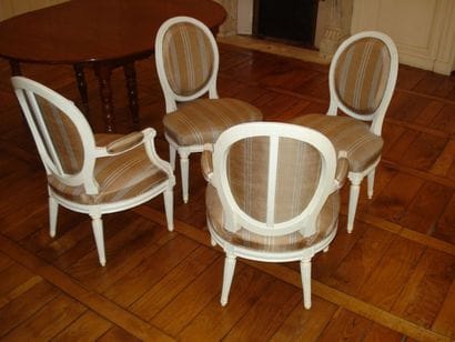 Paire de fauteuils et paire de chaises en...