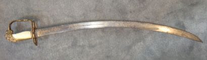 Beau sabre d'officier de marine britannique....