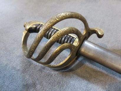 Sabre d'officier, modèle de luxe. Poignée...
