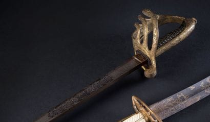 Sabre d'officier, modèle de luxe. Poignée...