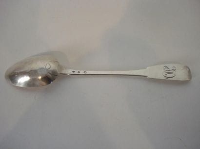 Cuiller à ragoût en argent. Modèle uniplat...