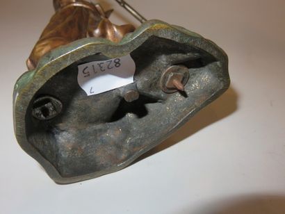 H. OMERTH, début du XXe siècle
Le zouave
Bronze...