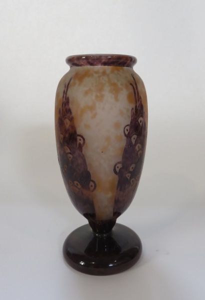 LE VERRE FRANÇAIS
Vase en verre multicouche...