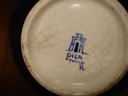GIEN
Service à café en céramique à décor...