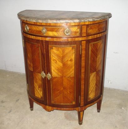 Buffet demi-lune en marqueterie de bois de...