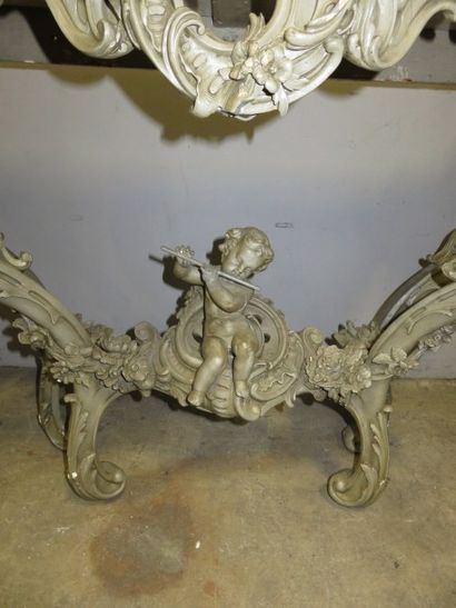 Console en bois laqué gris mouluré et sculpté,...