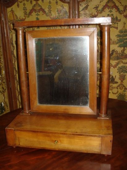 Petit psyché de table en merisier, miroir...