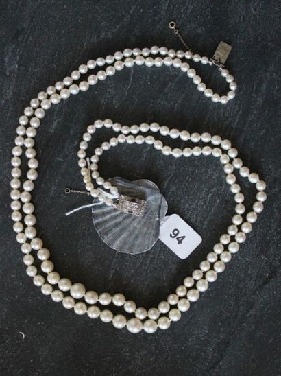 Collier deux rangs de perles de culture en...