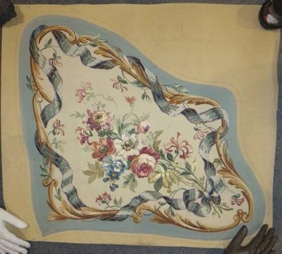 Ensemble de onze projets de tapisserie à...