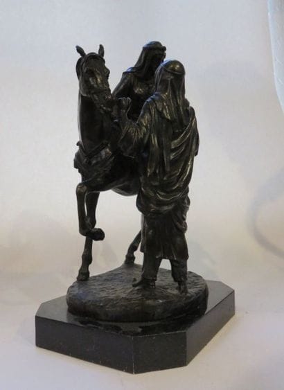 D'après F. PICAULT
Couple oriental, la femme...