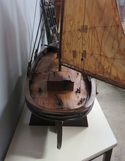 Maquette de goélette franche à deux mâts
Au...