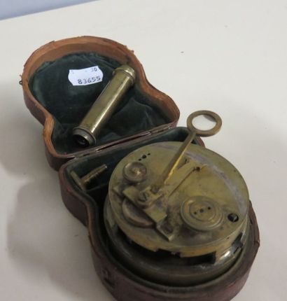 Sextant de poche à la forme 