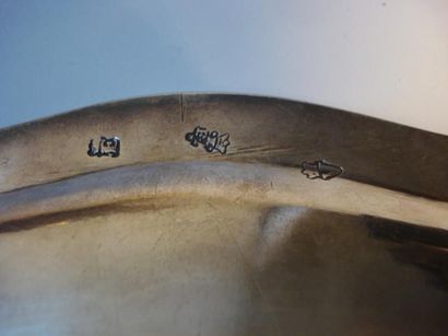 Paire de plats circulaires en argent
Modèles...