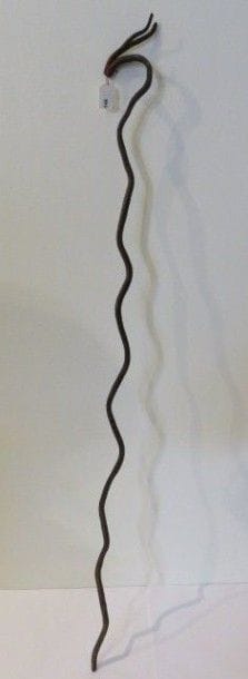 SERPENT. en fer.
Mali, Dogon
Haut. 87cm
Expert:...